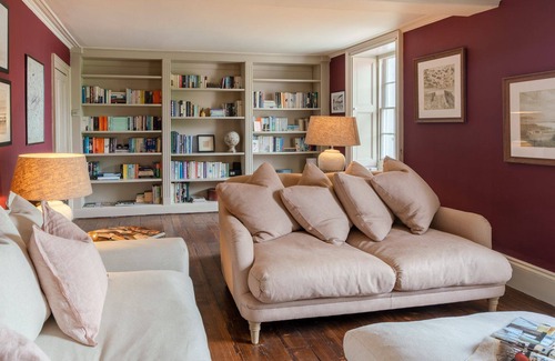 Tetbury Cabaña | Oldham House - stone's throw from the centre of Tetbury