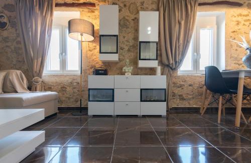 Notos Casa | Olea Stone House near the sea