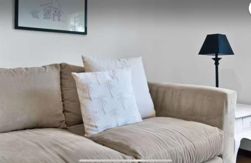 Lake Albert Apartamento | Oleander Cottage