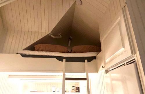 Hamnøya Villa | Olenilsøya Mini Villa