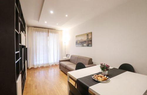 Tor di Quinto Apartamento | Olimpico Chic Home - Free Parking, Balcony, AC, Wi-Fi