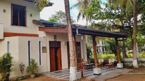 Seeduwa - Katunayake Casa | Olive Green Villa in Negombo for Airport Transit