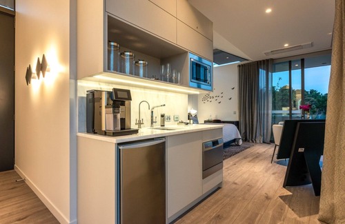 Waiheke Island Villa | Omana Luxury Villa on Waiheke Island Four intimate villas with private beach