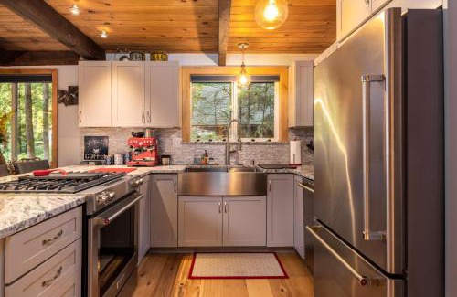 Glacier Casa | On Mountain Time