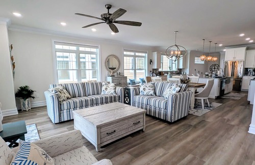 Anglesea Condominio | On the Bay, A+ Views! High-End 5BR w/Elevator