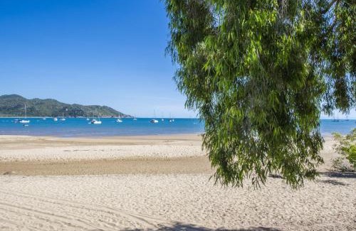Horseshoe Bay Casa | On the Beach