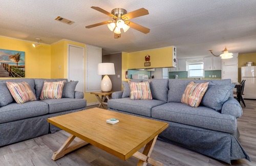 Royal Lagoons Casa | On the canal, great for kayakers, fishermen. Close to beach! - Casa Azul