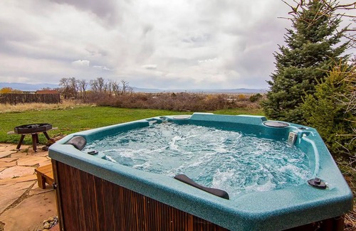 Arroyo Seco Casa | On the Farm - Taos Sunset Views and Night Skies