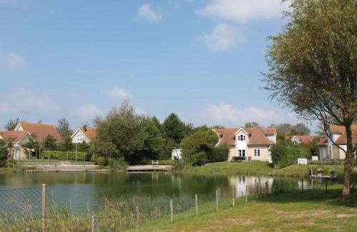 Kamperland Casa | on the lake Comfortable holiday residence