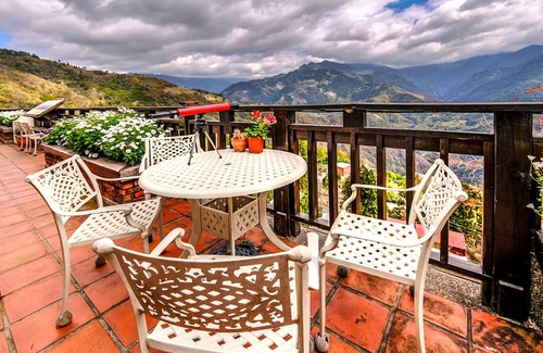 Ren'ai Cama Y Desayuno | Oncoming Luck Villa