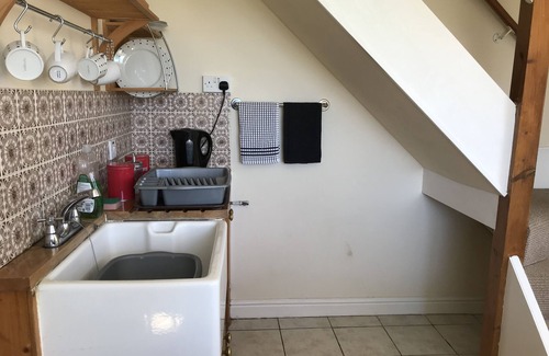 Caernarfon Casa | One bed accommodation with countryside views, near Snowdonia National Park