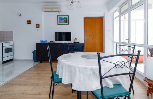 Jadranovo Apartamento | Apartamento de una habitación con terraza y vista al mar Jadranovo, Crikvenica (A-20801-b)