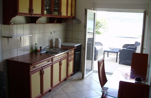 Putnikovic Apartamento | One bedroom apartment en la playa Kabli, Peljesac (A-12475-a)