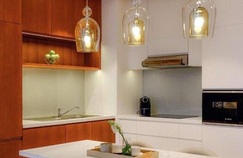 Garhoud Casa | One Bedroom Apartment Near DXB Airport By Luxury Bookings