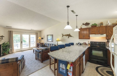 Grand Rivers Condominio | One Bedroom Harbor View Condo