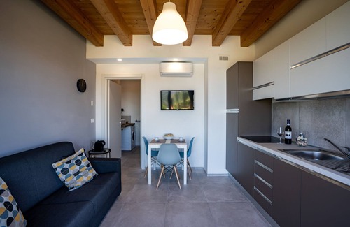 Diano d'Alba Apartamento | PISO DE VACACIONES DE UNA HABITACIÓN CON VISTA