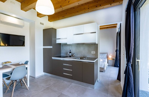 Diano d'Alba Apartamento | PISO DE VACACIONES DE UNA HABITACIÓN CON VISTA