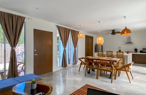 Chemuyil Casa | One Bedroom Villa 10 min to the beach with a private pool!