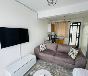Riruta Apartamento | One Bedrooms & Studios at Ngong Rd