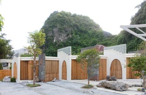 Hoa Lu Complejo | One Day Tam Cốc Retreat