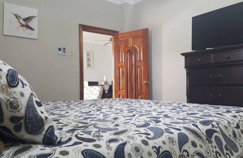 Barbican Condominio | HERMOSO CONDOMINIO MODERNO DE 2 DORMITORIOS EN LIGUANEA, KINGSTON, JAMAICA.