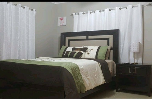 Barbican Condominio | HERMOSO CONDOMINIO MODERNO DE 2 DORMITORIOS EN LIGUANEA, KINGSTON, JAMAICA.