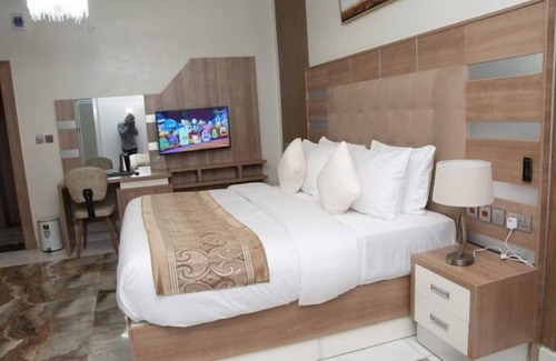 Enugu Hotel | One World Luxury Hotel