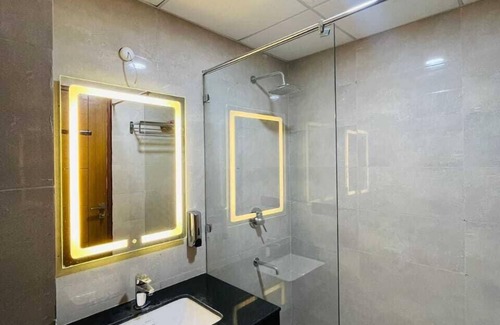 Mohangarh Hotel | Onlystay Hotel Omaxe Hazratganj