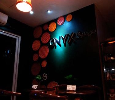 San Carlos City Cama Y Desayuno | ONYX B&B Bed and Breakfast