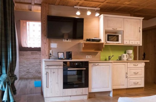 Schwarzenbach an der Pielach Apartamento | Open-plan vacation home with balcony