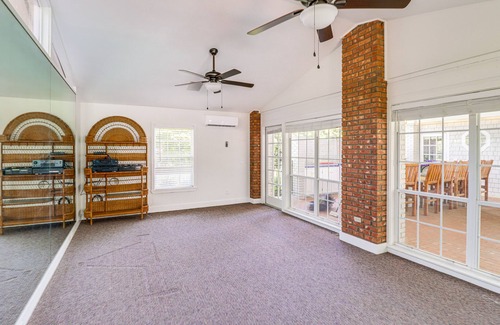 Historic District Casa | Opulent Ocala Mansion w/ Private Pool & Hot Tub!