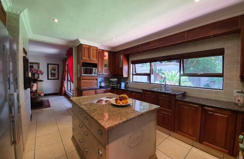 Boksburg Casa | Or Tambo Airport Holiday Home