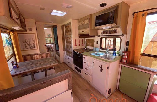 Kanab Casa | "Oranch Wilderness" an adobe style Dreamcatcher!