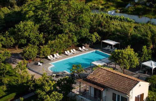 Benitses Apartamento | Orange Grove Suites