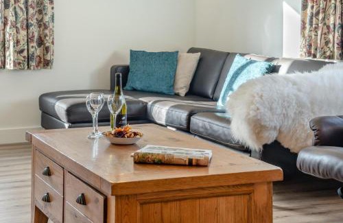 West Compton Casa | Orchard End