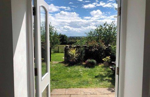 Cheddar Cabaña | Orchard View-UK34417