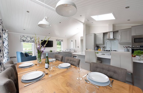 Lifton Casa | Orchid Lodge, 23 Roadford Lake Lodges