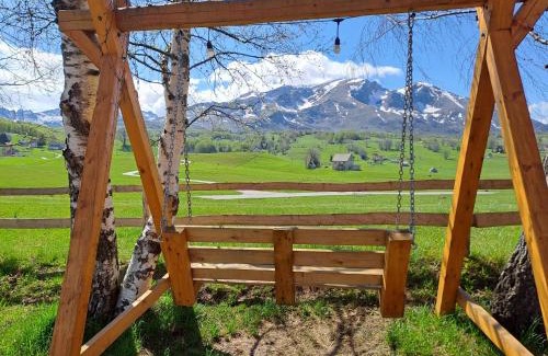 Zabljak Casa | Organic Family Farm