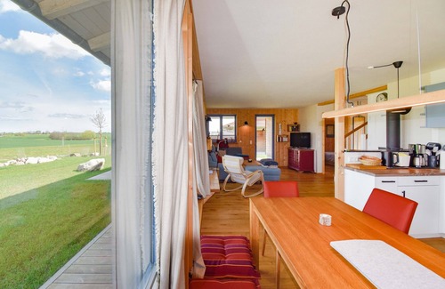 Moor-Rolofshagen Casa | Organic holiday home Ostsee-Seele: Wooden holiday villa near the sea in an idyllic, quiet location in Parin