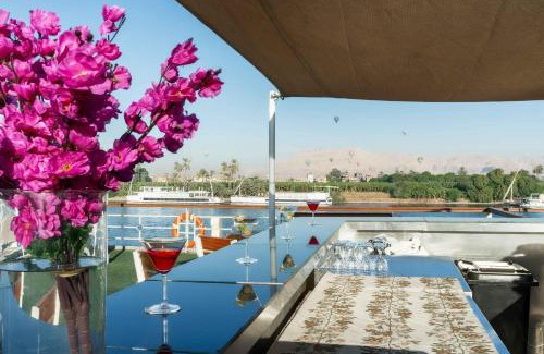 Nile River Luxor Alquiler De Eote | Orient Sun Times Nile Cruise-Every Monday from Luxor for 04 & 07 Nights - Every Friday From Aswan for 03 Nights