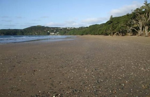 Coopers Beach Casa | Kiwi genuino Bach 0420