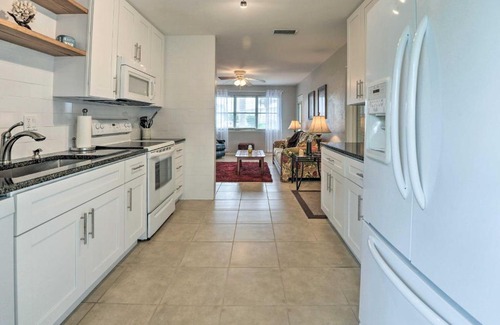 Seaside Homes Casa | Ormond Beach Home with Yard, 1 Block to Beach!