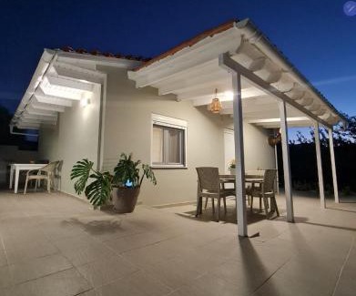 Dhafnes Villa | Ornament: Infinite Nature Villa