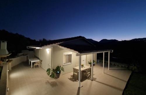 Dhafnes Villa | Ornament: Infinite Nature Villa