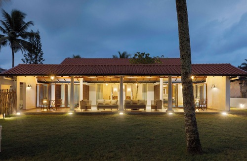 Boossa Villa | Oruva Beachside Villa