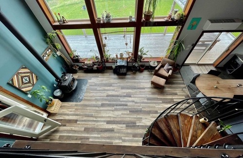 Vernon Bridge Casa | Orwell Cove Oasis - Art and Beauty meets Country Living.