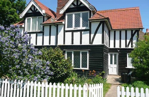Maldon Apartamento | Chase Cottage / 3-bed home on Osea Island, Essex