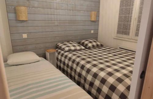 Bielle Apartamento | Ossau T2 5 personnes 1 chambre draps serviettes inclus parking moustiquaires tout confort près du ski