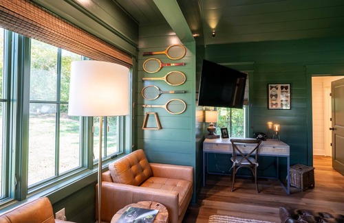Dillard Cabaña | Otis Cottage at Julep Farms