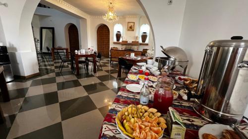 Parakar Hotel | Otyak Hotel EVN Zvartnots Airport